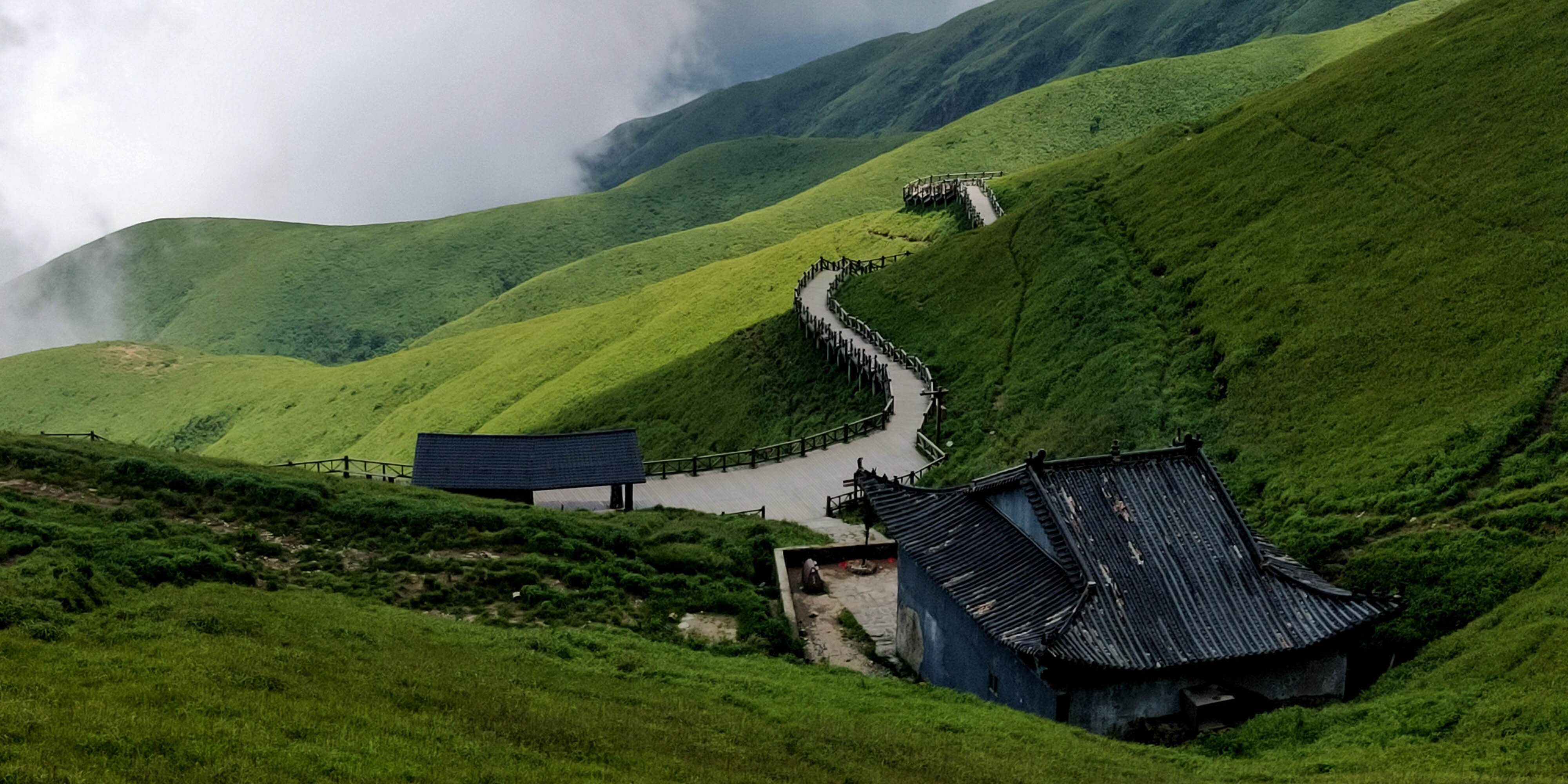 江西?萍乡 武功山景区流域水污染负荷测算与污染控制妄想